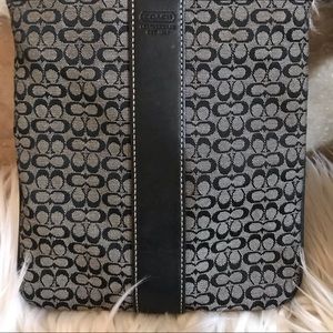 Coach set bag/belt/8 1/2 shoe /hat